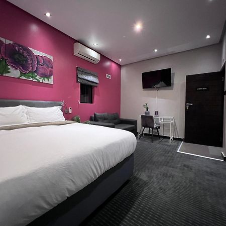 The Raz Bed & Breakfast Harrismith Dış mekan fotoğraf