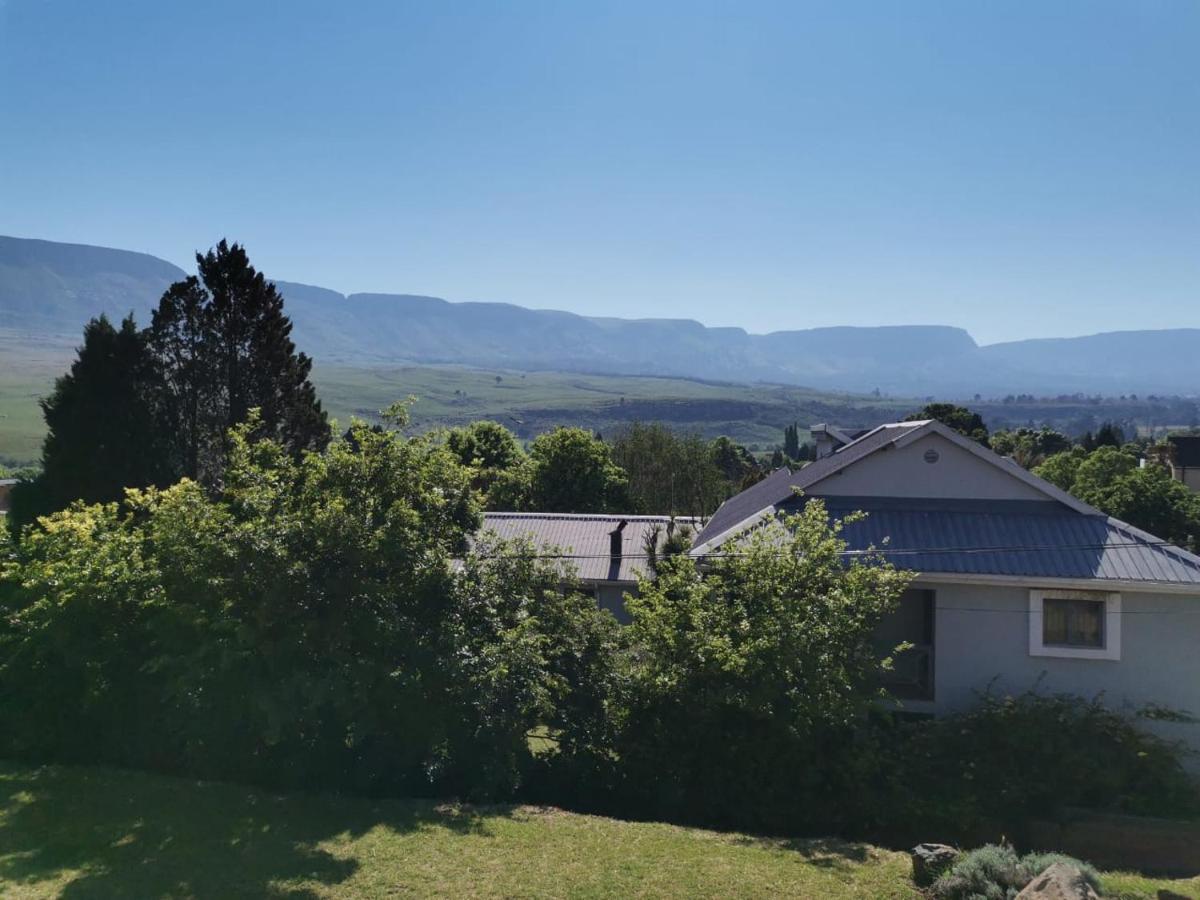 The Raz Bed & Breakfast Harrismith Dış mekan fotoğraf