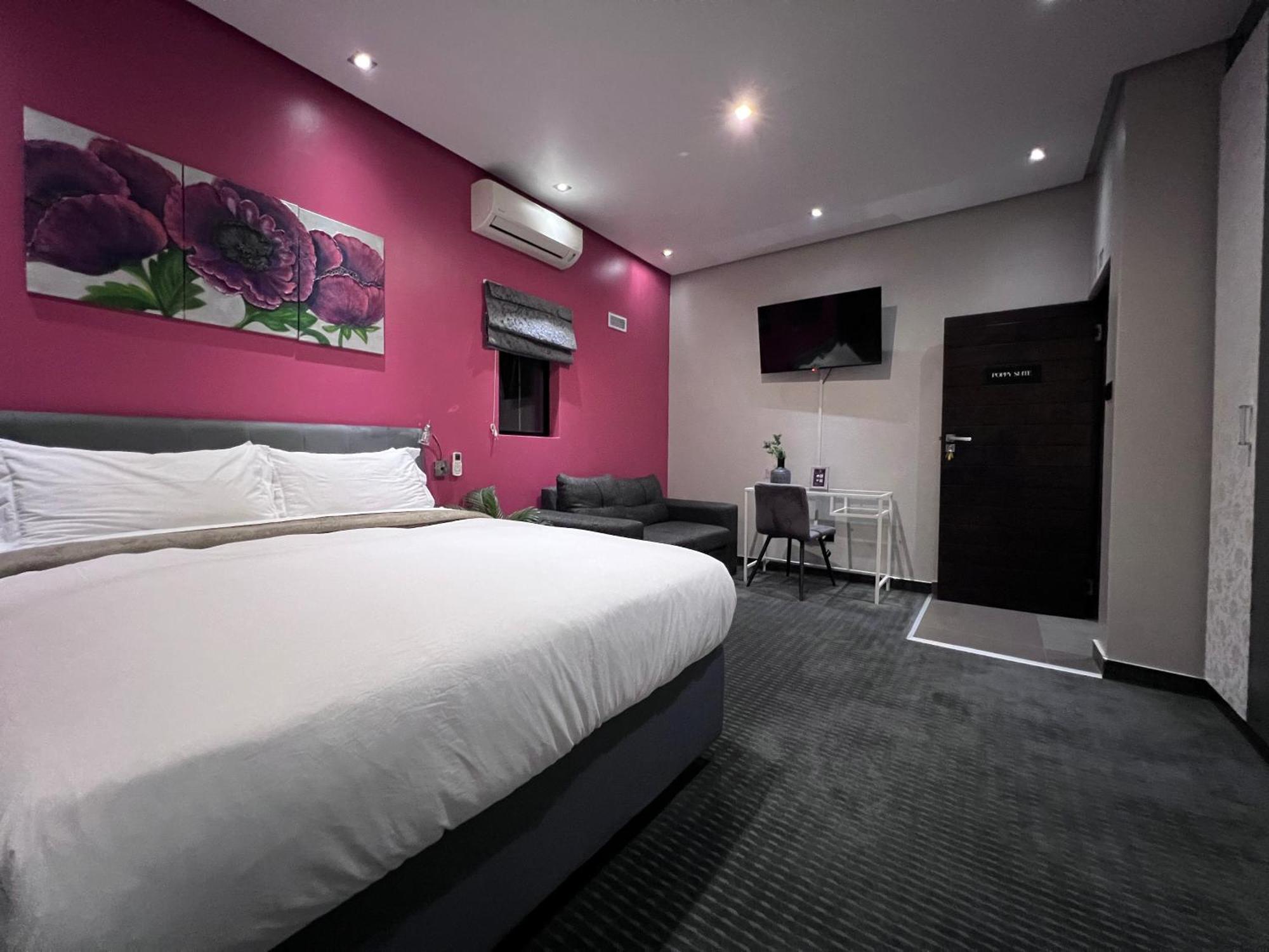 The Raz Bed & Breakfast Harrismith Dış mekan fotoğraf