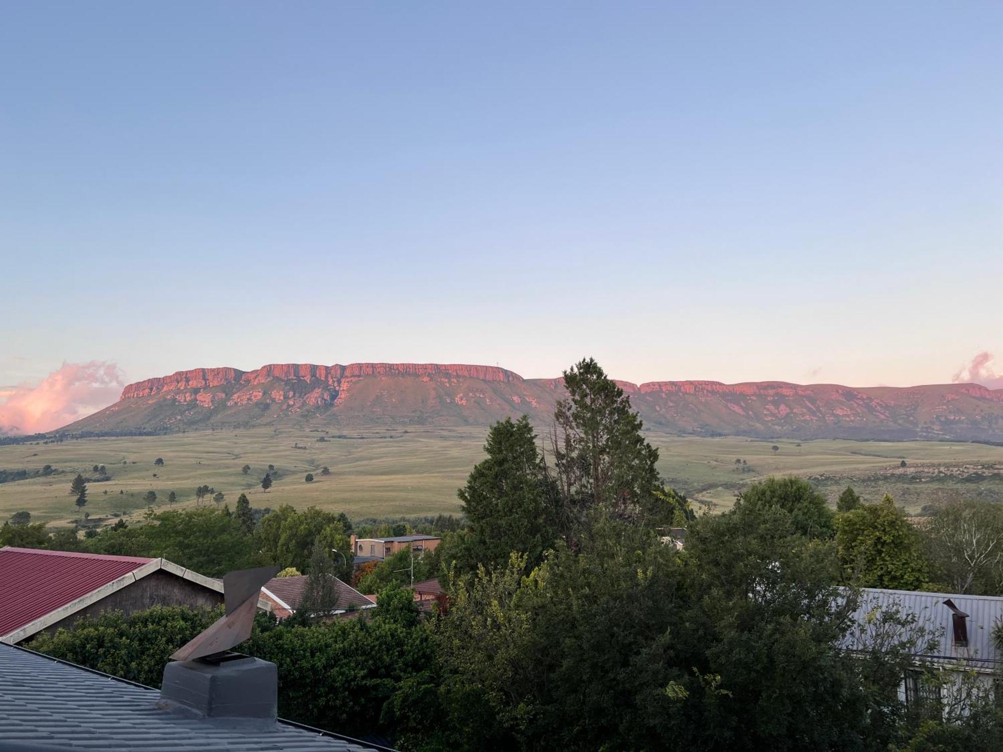 The Raz Bed & Breakfast Harrismith Dış mekan fotoğraf